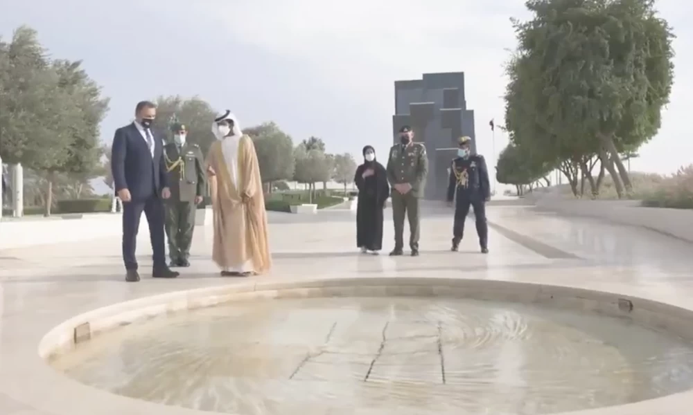 ''Σήμα'' ΗΑΕ σε Ελλάδα: ''Ελάτε να τελειώσουμε την Τουρκία''